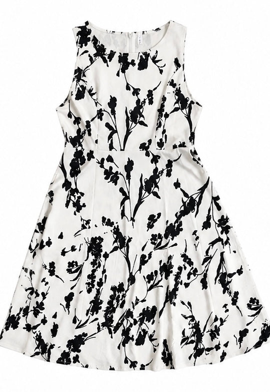 Robe femme blanche à motifs floraux noirs – Coupe évasée – Taille M